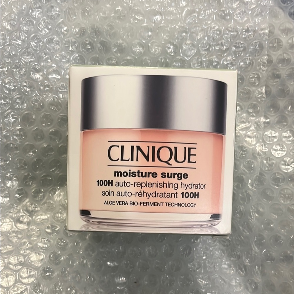 Clinique Moisture Surge 100H Hydrator